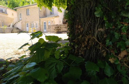 Chateauneuf-sur-Isere House | 90 m² Gîte ∙ 2 bedrooms ∙ 4 guests
