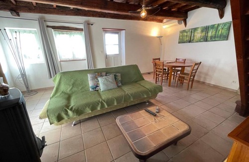 Chateauneuf-sur-Isere House | 90 m² Gîte ∙ 2 bedrooms ∙ 4 guests