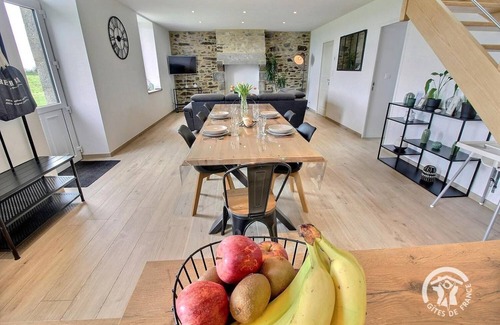 Tredarzec House | 90 m² Gîte ∙ 2 bedrooms ∙ 4 guests