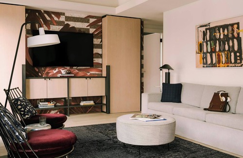 Central Square Apartment | 907 Main Hotel Central Square, Sonder by Marriott Bonvoy