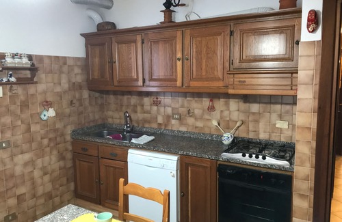 Pallanza House | 90sqm of comfort just a few steps from the lake in the historic center of Suna