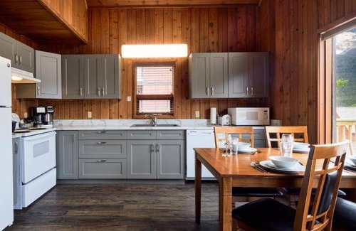 Canmore Resort | 93 m² Resort ∙ 2 bedrooms ∙ 10 guests