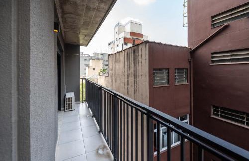 Consolacao Apartment | 94 Design Studio com vaga Av Paulista, Augusta