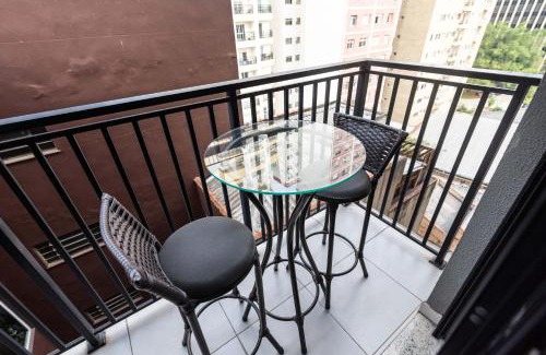 Consolacao Apartment | 94 Design Studio com vaga Av Paulista, Augusta