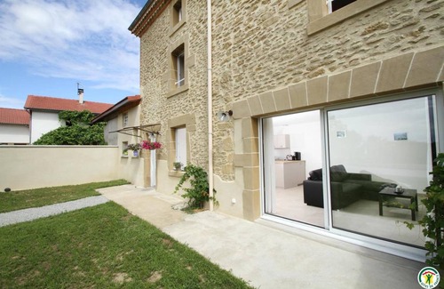 Montchenu House | 94 m² Gîte ∙ 3 bedrooms ∙ 6 guests