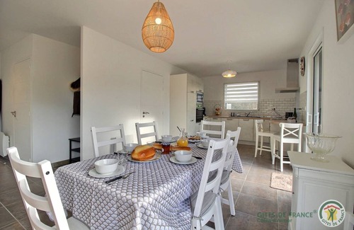 Trelevern House | 95 m² Gîte ∙ 3 bedrooms ∙ 6 guests