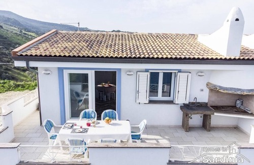 Castelsardo Historic Centre Apartment | A 5 minuti da Cala Ostina! Una terrazza sul mare