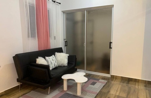 La Caleta Apartment | A 7 MINUTOS del Aeropuerto Las Américas SDQ. Moderno y Compacto Apartamento.