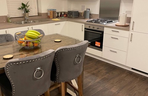 Rugby Apartment | A A luxurious 2-Bedroom Apartment in Rugby