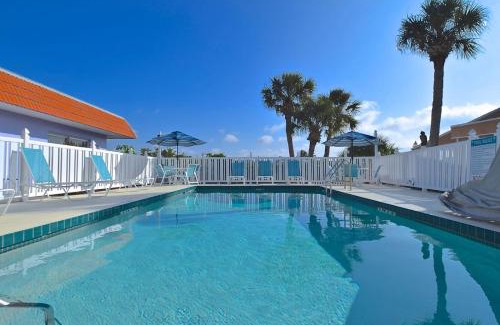 Nokomis Apartment | A Beach Retreat on Casey Key