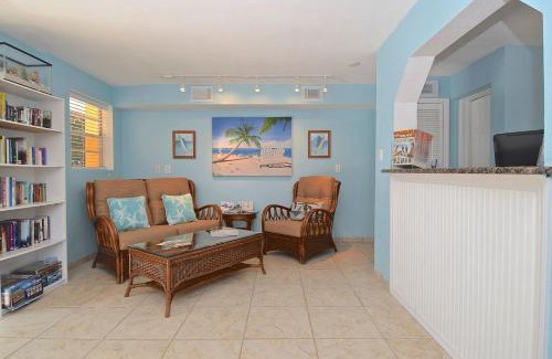 Nokomis Apartment | A Beach Retreat on Casey Key