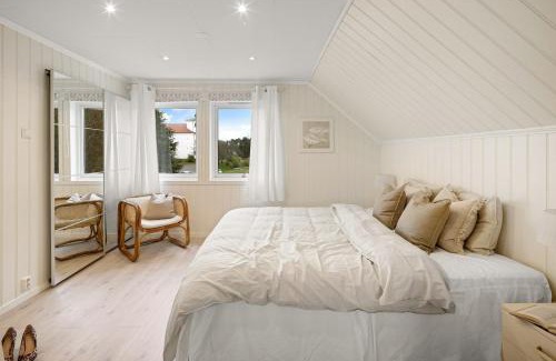 Laksevag Apartment | A beautiful 3-bedroom apartment with stunning views and free parking