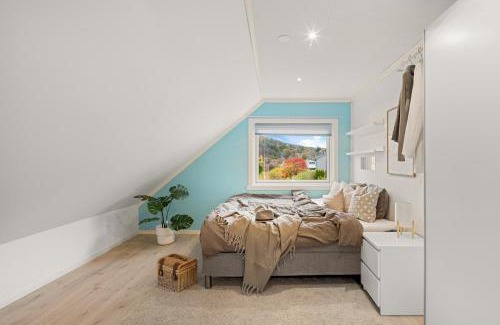 Laksevag Apartment | A beautiful 3-bedroom apartment with stunning views and free parking