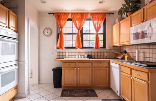 Detroit House | a beautiful historical property in Downtown Detroit on the river side!n