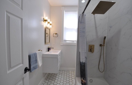 Truxton Circle House | A beautiful house at the heart of DC