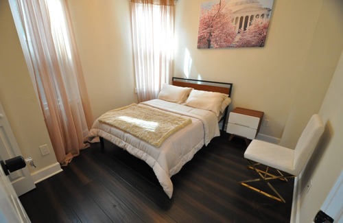 Truxton Circle House | A beautiful house at the heart of DC