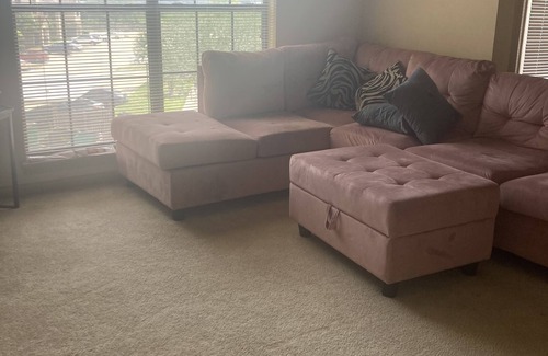 Central Southwest Apartment | A Beautiful sunny Quiet & comfy 1 bedroom apartment