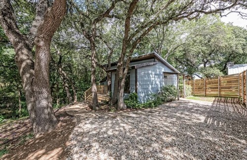 Waco Cabin | A Brazos River Getaway!