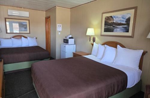 Chamberlain Hotel | A Bridge View Inn