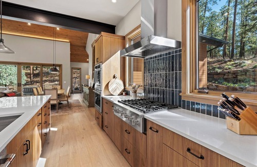 Durango - Purgatory House | A/C, Luxury Home, Gated Community, Peace & Privacy!