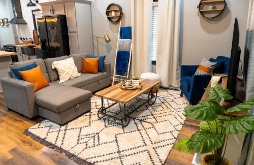 Atlanta House | A Cabin in the City with a 5 Star Lush Backyard