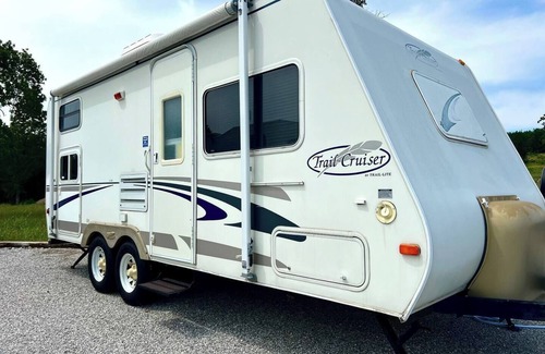 Bridgeport House | A Camper's Dream