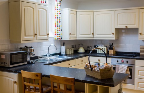 Bradford-on-Avon Cottage | A charming Grade II listed former Chapel in a tucked away peaceful location