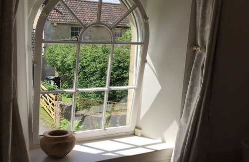 Bradford-on-Avon Cottage | A charming Grade II listed former Chapel in a tucked away peaceful location