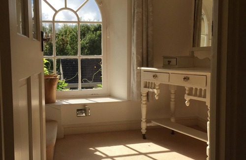 Bradford-on-Avon Cottage | A charming Grade II listed former Chapel in a tucked away peaceful location
