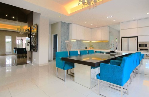 Cheras House | A Comfy & Spacious 4BR House with Gazebo