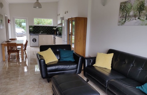 Taunton House | A contemporary bungalow with beautiful views.