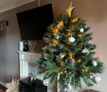 Chadderton House | A Cosy Home from Home