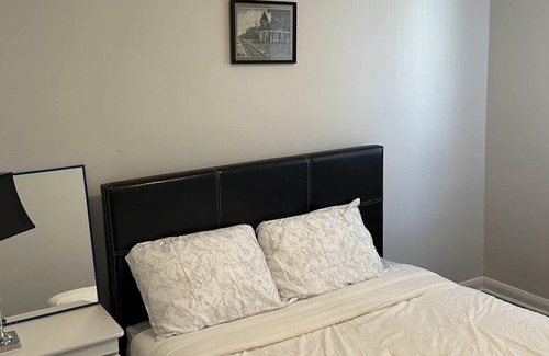 Golfdale Gardens House | A cozy 3 bedroom home located in a prime west hill of Scarborough