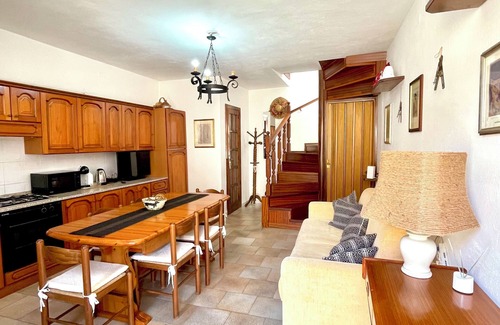 Laconi House | A cozy family home in the center of Sardinia