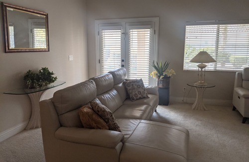 Las Vegas House | A cozy formal dining & Livingroom for a special occasion.