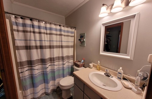 Port Clinton Condo | A cozy gem with a million dollar view located in Port Clinton, Ohio