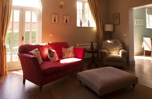 Breedon on the Hill Cottage | A delightful mews cottage within the private grounds of Breedon Hall