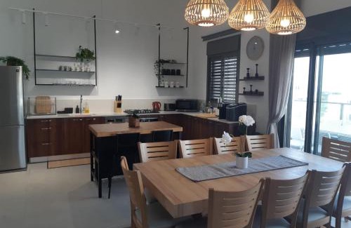 Nahariya Apartment | A designed penthouse- Paradise by the sea