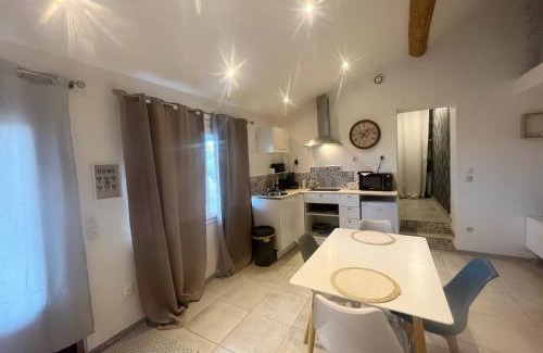 Castelsarrasin Apartment | A deux pas des péniches
