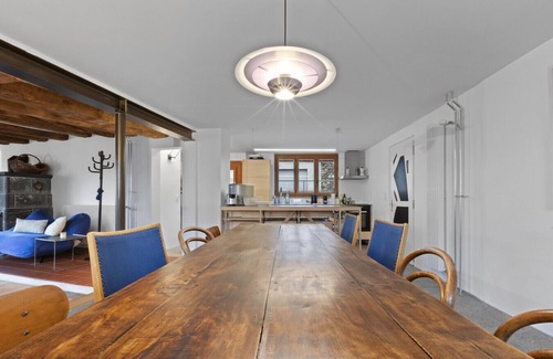 Venthone House | A family home steeped in history and serenity