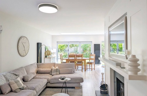 West Wittering House | A family house that sleeps 6 guests in 3 bedrooms