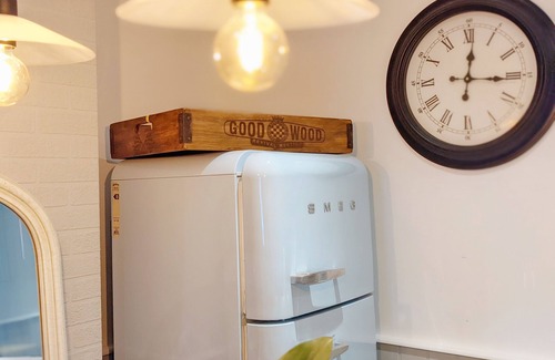 Westbourne Cottage | A family house that sleeps 8 guests in 4 bedrooms