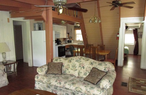 Mayo Resort | A-frame on the Suwannee River Rendezvous