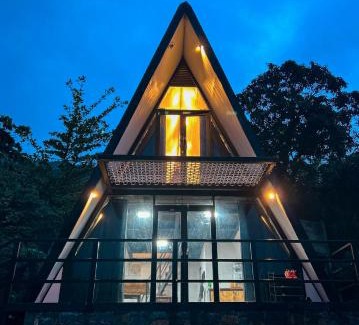 Illukkumbura House | A frame Riverston