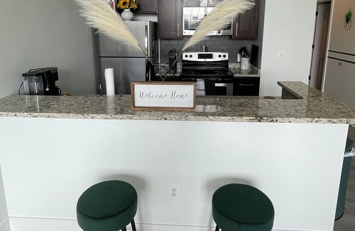 Mount Vernon Apartment | A Gem In The City | 1 Bd Dowtown Apt