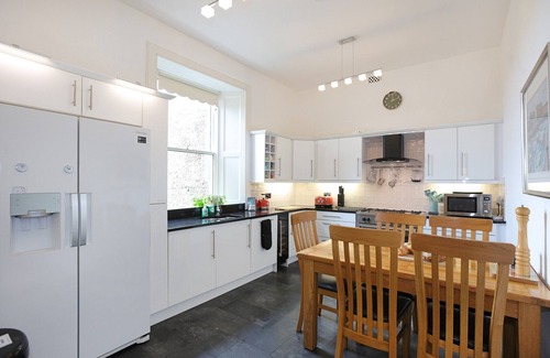North Berwick House | A generous, elegant front-line Victorian property with stunning sea, golf & offshore island views.