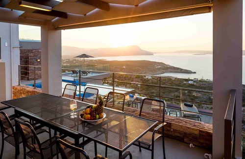 Kokkinon Khorion Villa | A Gorgeous Villa in Kokkino Horio