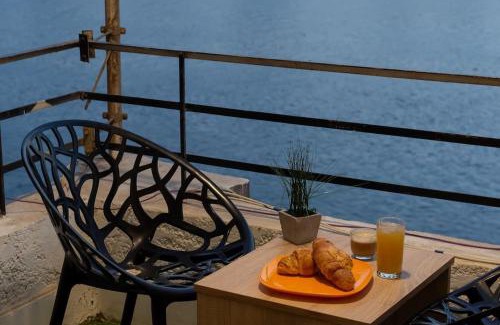 Al Manial Apartment | A great nile view apartment-1