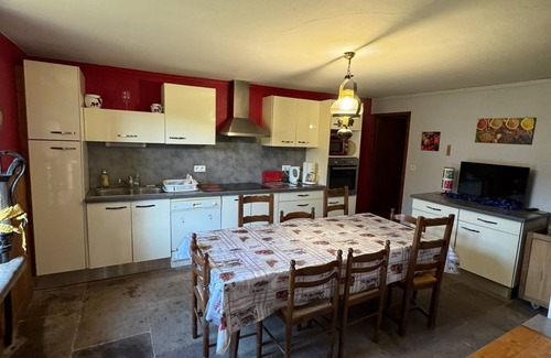 Fougerolles-Saint-Valbert House | A haven of peace in Fougerolles-St-Valbert