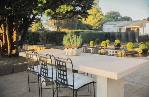 Robertson House | A highlands luxury escape nestled in the rolling hills of Robertsonn